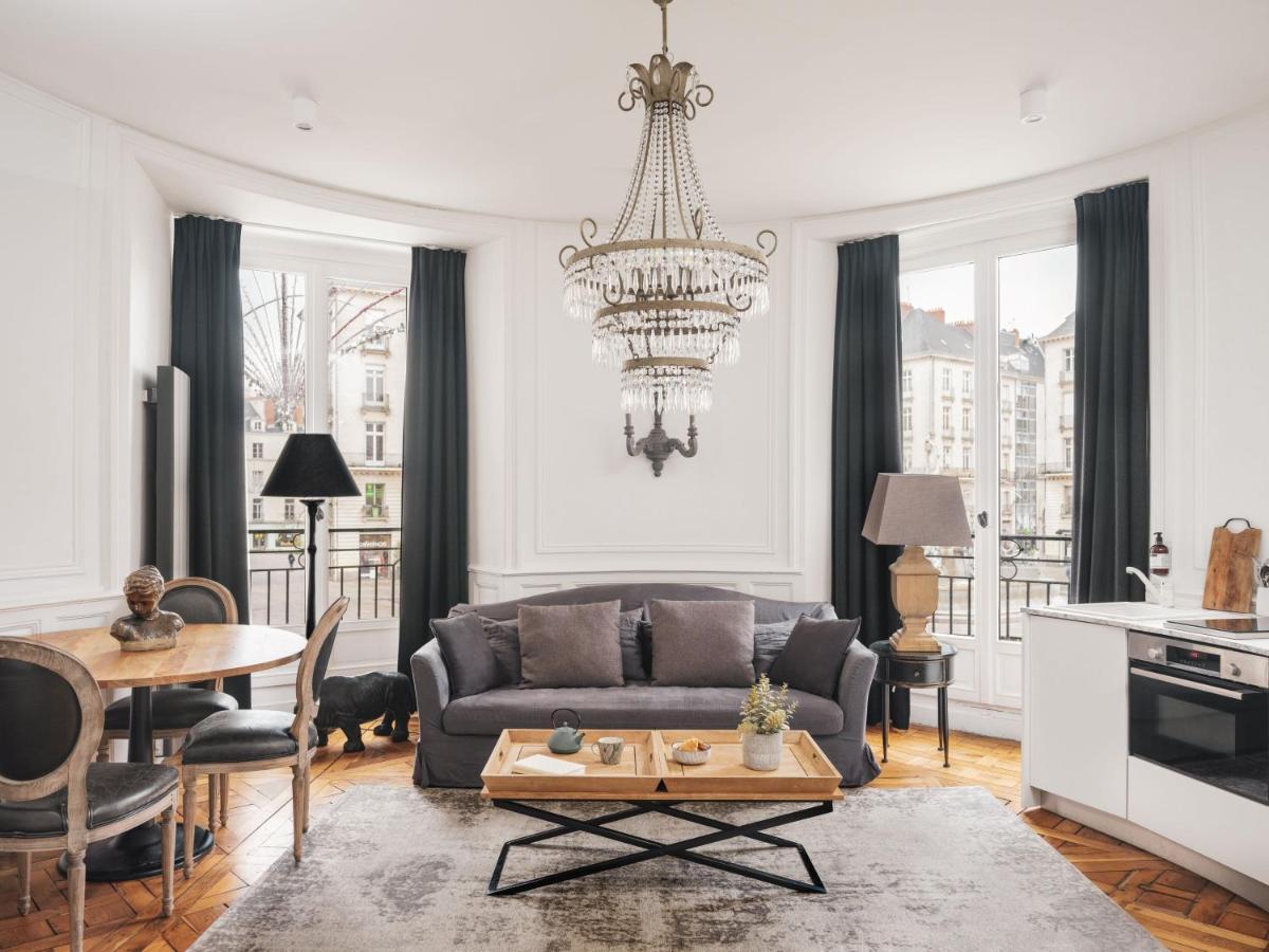 Appartements Place Royale - Maisons Du Monde Hotel & Suites Нант Екстериор снимка