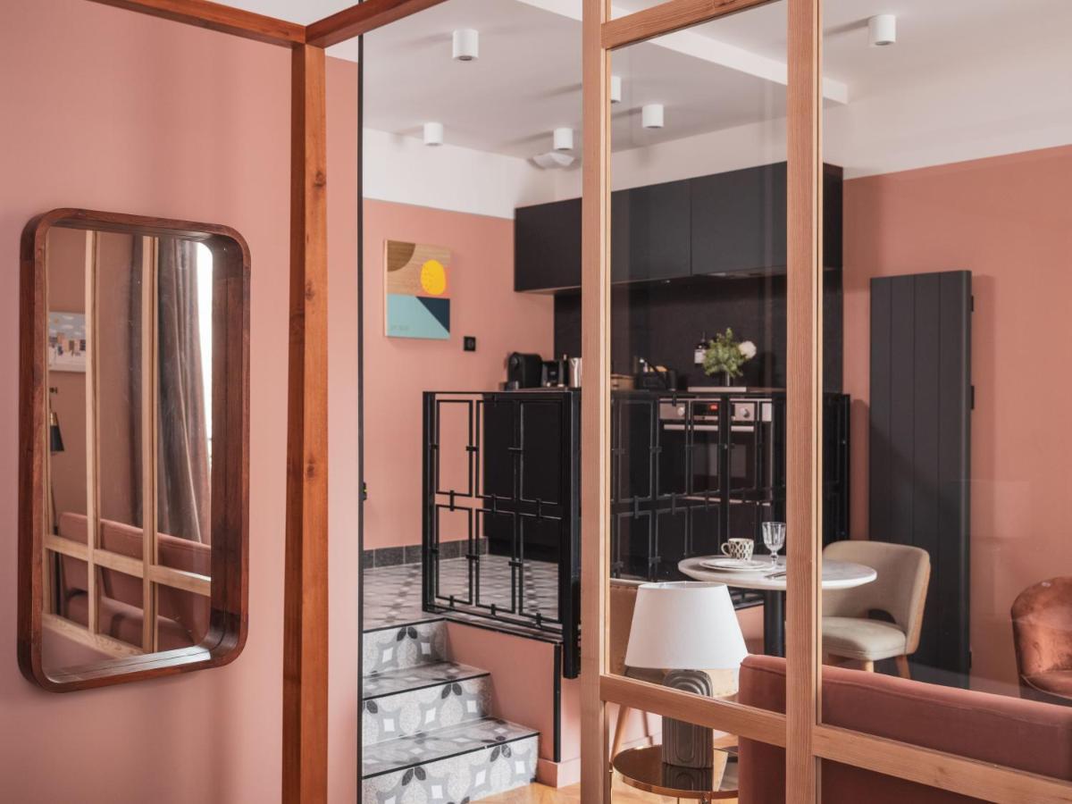 Appartements Place Royale - Maisons Du Monde Hotel & Suites Нант Екстериор снимка