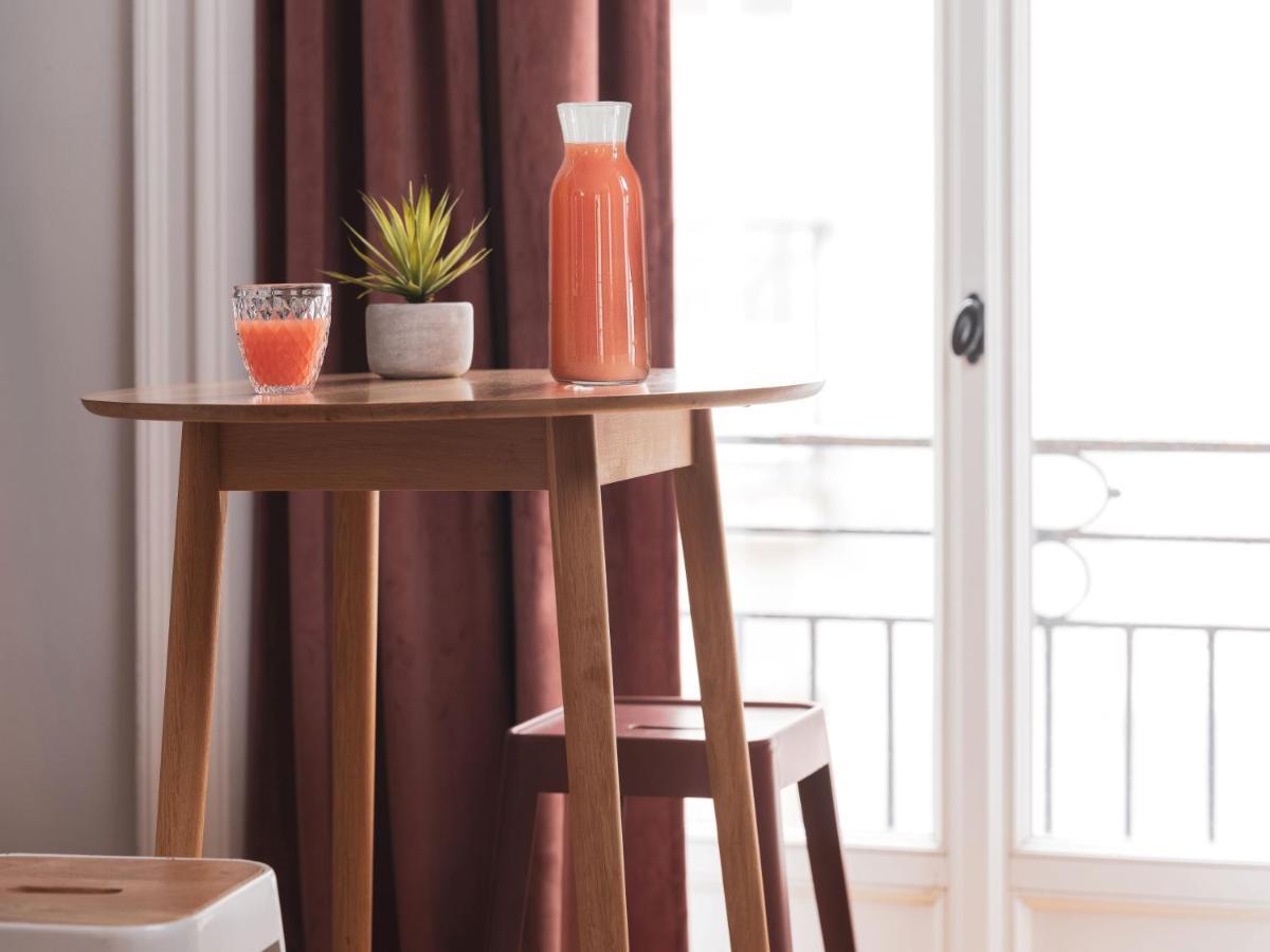 Appartements Place Royale - Maisons Du Monde Hotel & Suites Нант Екстериор снимка